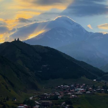 Alagi Cottage Kazbegi ภายนอก รูปภาพ