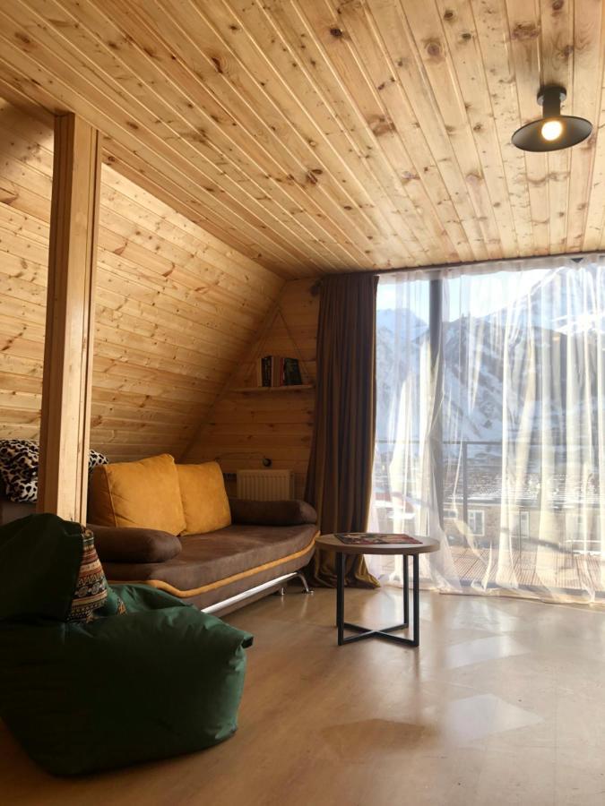 Alagi Cottage Kazbegi ภายนอก รูปภาพ