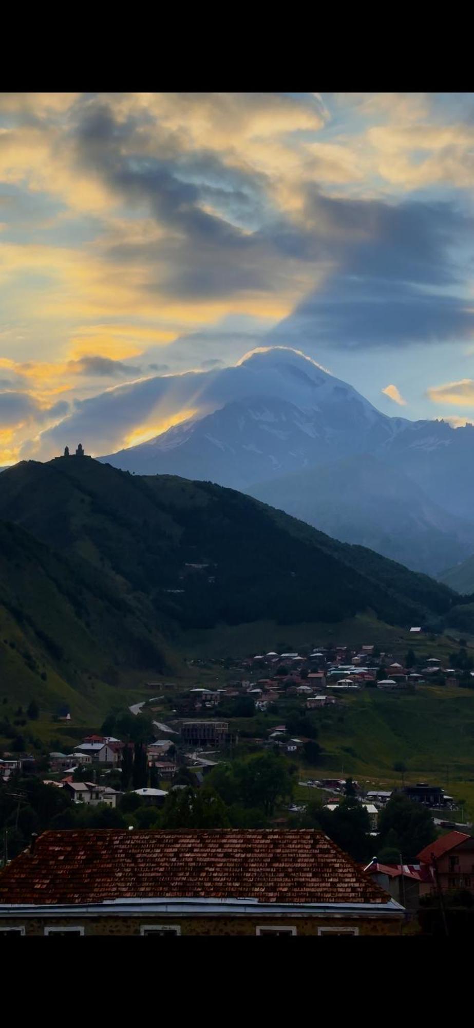 Alagi Cottage Kazbegi ภายนอก รูปภาพ
